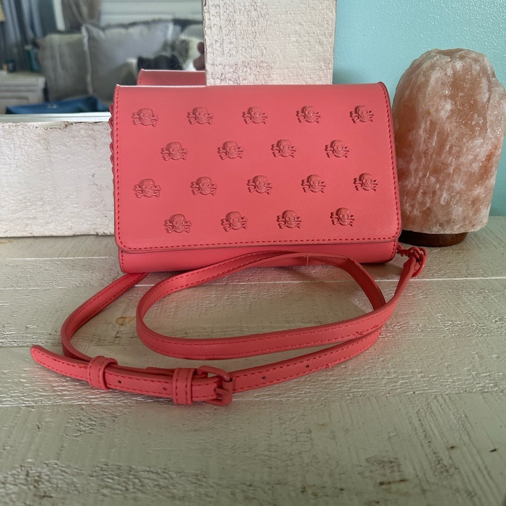 Betsey Johnson Skull Crossbody Bag